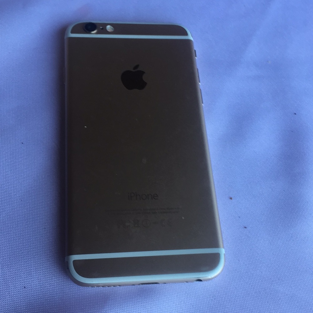 iPhone 6 - Picture 3 of 4
